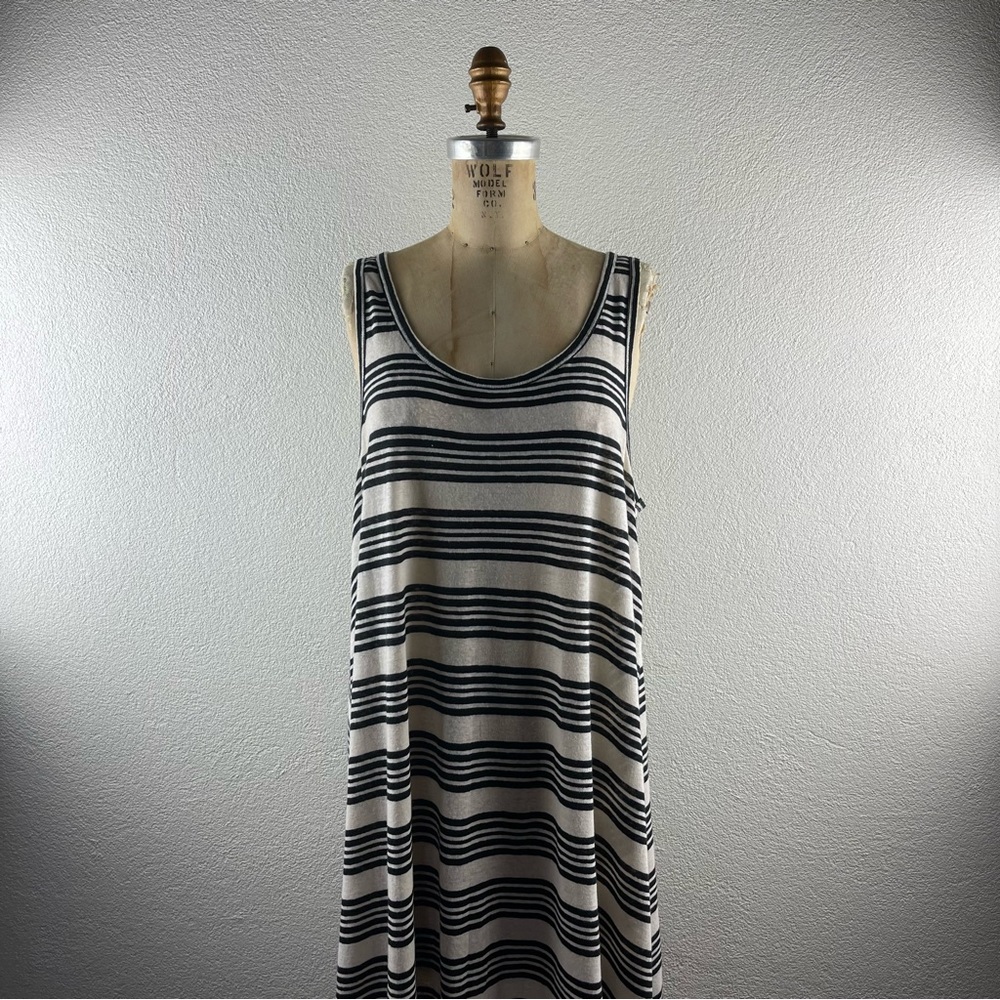 Lou & Grey Black and White Striped Midi Dress